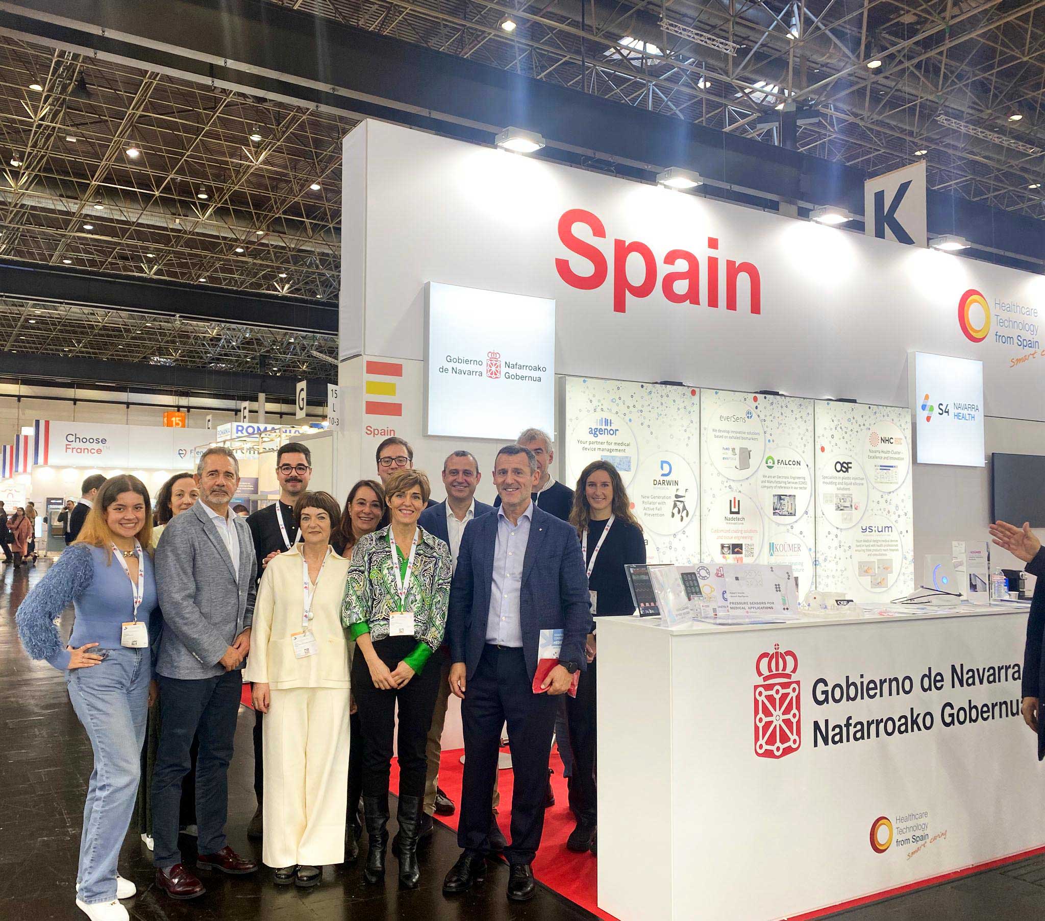 Con el equipo de ICEX en MEDICA 2023