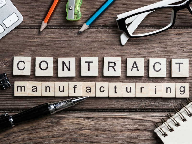 Contract manufacturing en inyección de plástico y silicona: qué es y cuándo aplicarlo